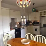 Holiday home An Uaimh , Superb 6 Bedroom House. Killybegs