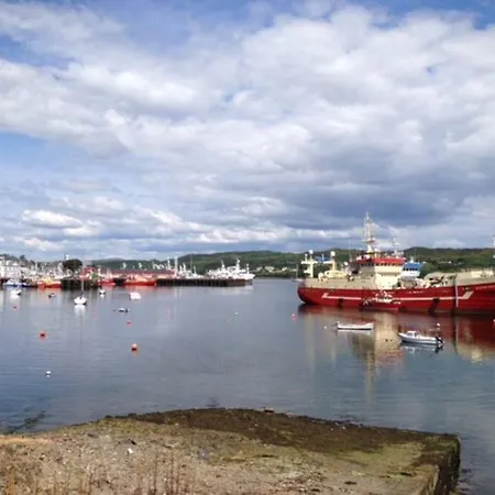 An Uaimh , Superb 6 Bedroom House. Сasa de vacaciones Killybegs