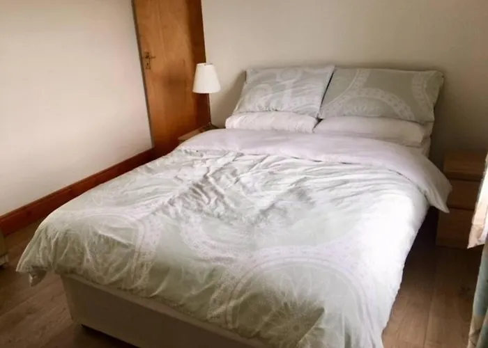 An Uaimh , Superb 6 Bedroom House. Hébergement de vacances